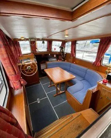 보트호텔 Sejour Insolite- Bateau Hotel- La Rochelle