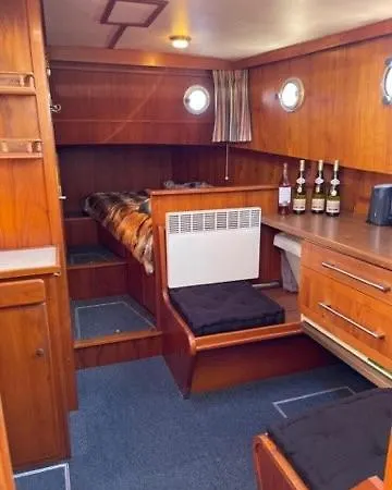 Sejour Insolite- Bateau Hotel- La Rochelle 보트호텔 라로셸